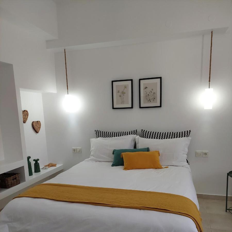 La Casa De Zag Apartment Adamantas  Bagian luar foto