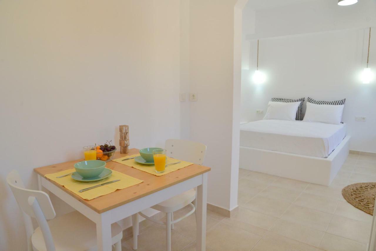 La Casa De Zag Apartment Adamantas  Bagian luar foto