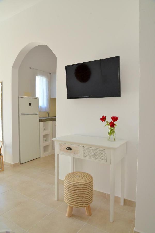 La Casa De Zag Apartment Adamantas  Bagian luar foto