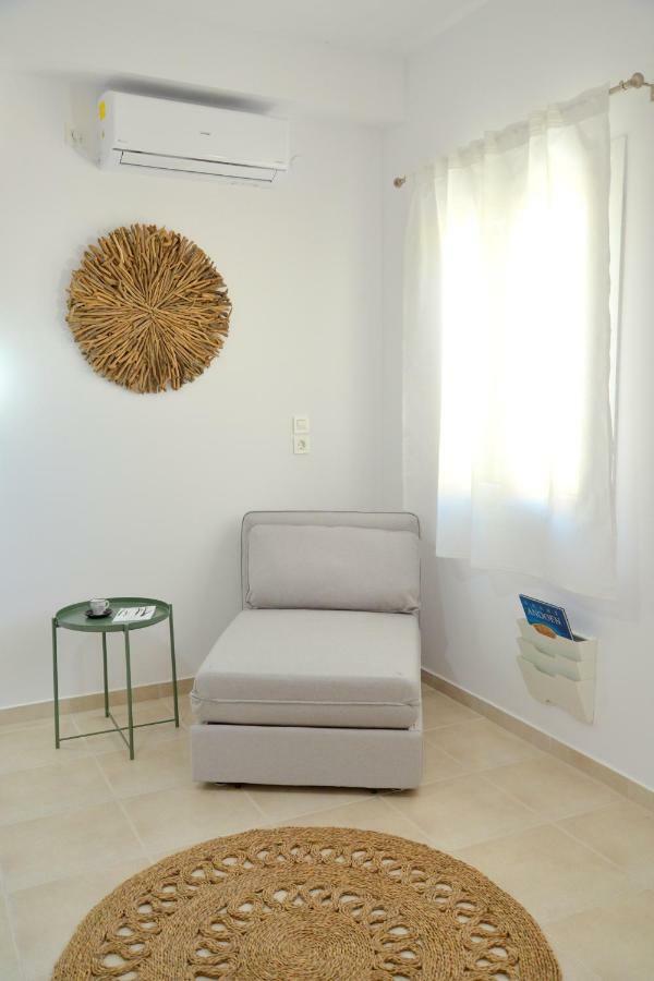 La Casa De Zag Apartment Adamantas  Bagian luar foto